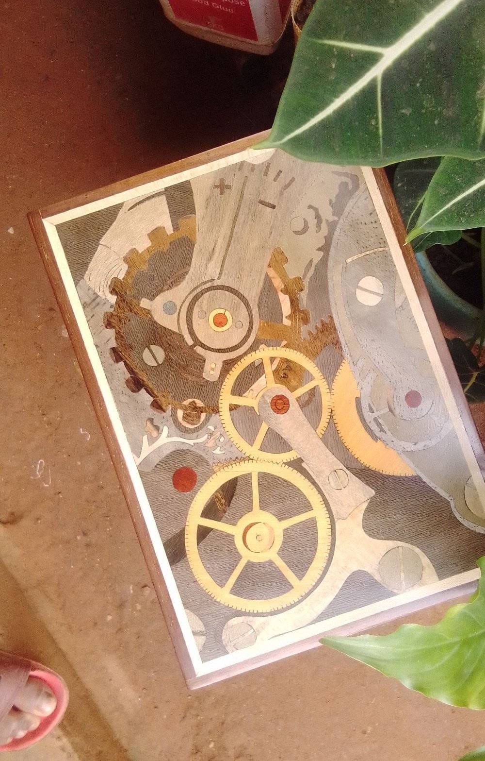 Boite en bois marqueterie